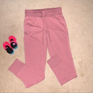 Pink Jogger pants 🔥